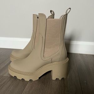 Zara Chelsea boots